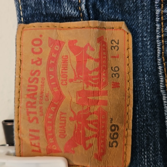 Mens Levis 569 - Picture 3 of 3